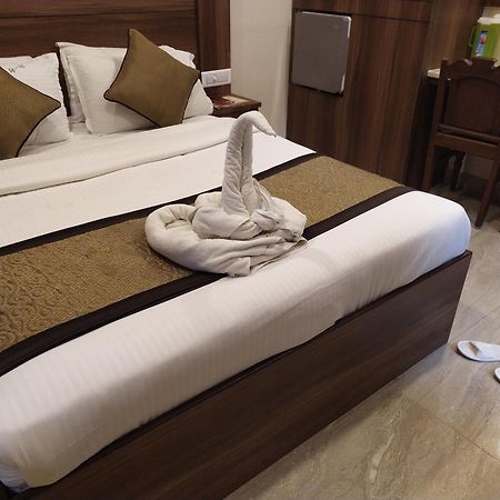 Hotel White Boutique Пондичерри Экстерьер фото