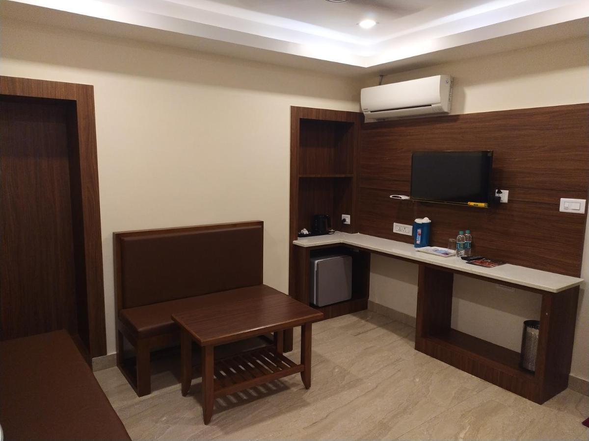 Hotel White Boutique Пондичерри Экстерьер фото