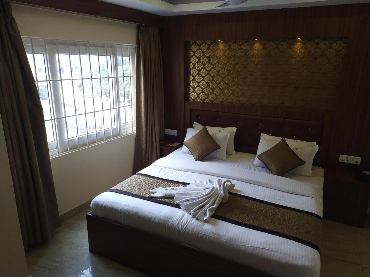Hotel White Boutique Пондичерри Экстерьер фото
