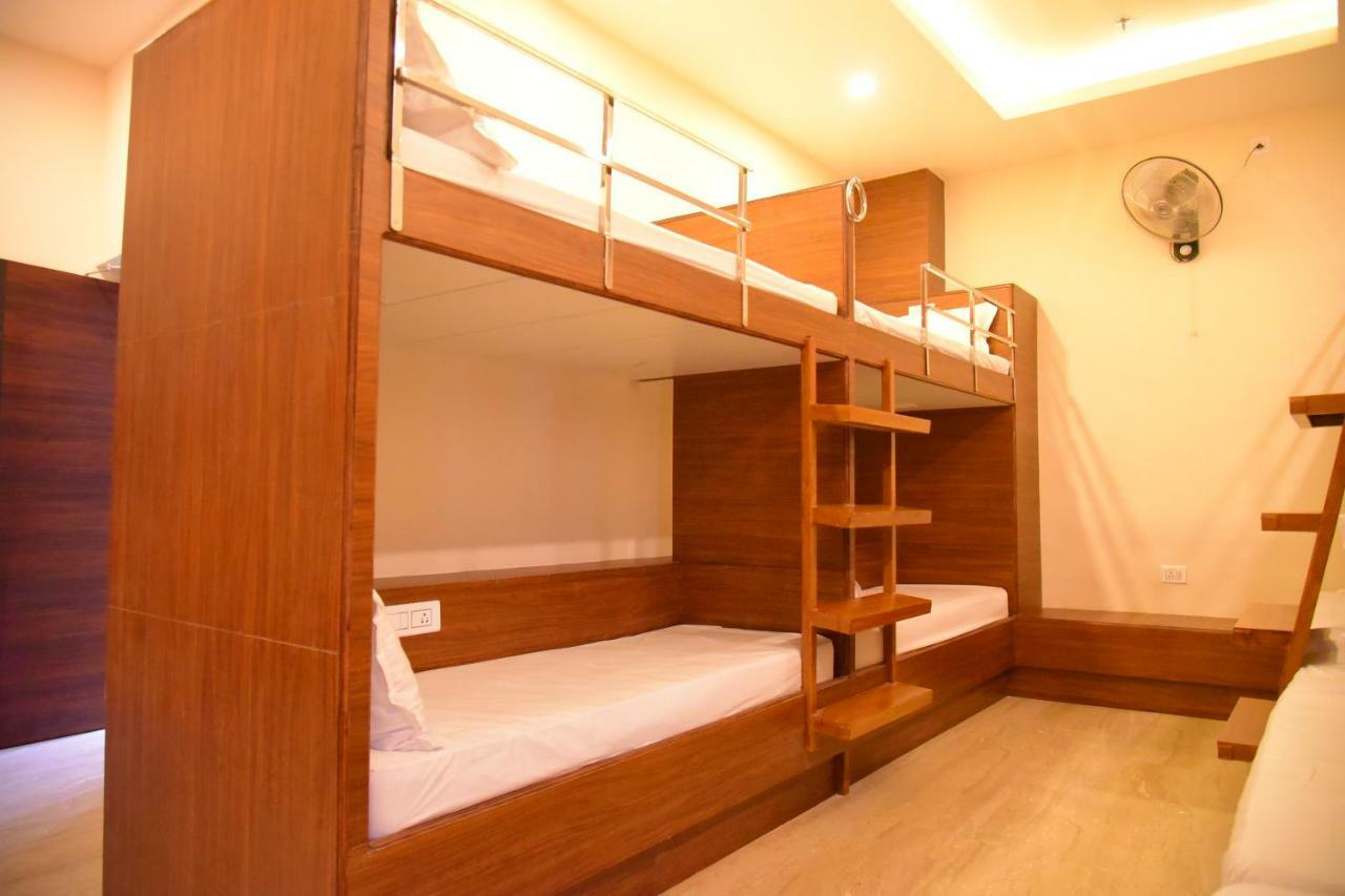 Hotel White Boutique Пондичерри Экстерьер фото