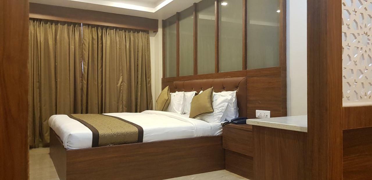 Hotel White Boutique Пондичерри Экстерьер фото